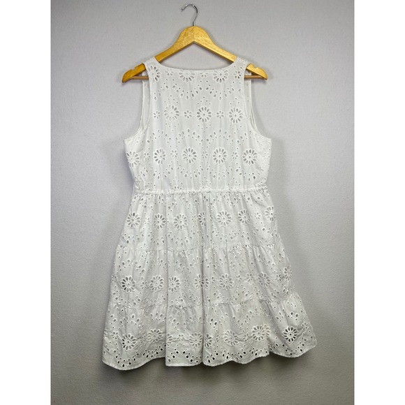 Time and Tru White Eyelet Tiered Button Front V Neck Sleeveless Casual Dress L - Picture 6 of 9